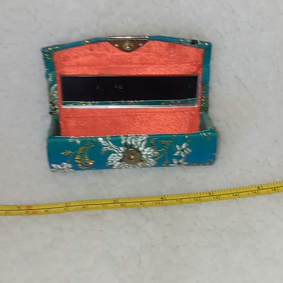 Lipstick Case - Picture 2 of 4